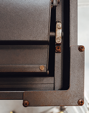 confronto competitor_rusty_screw_1
